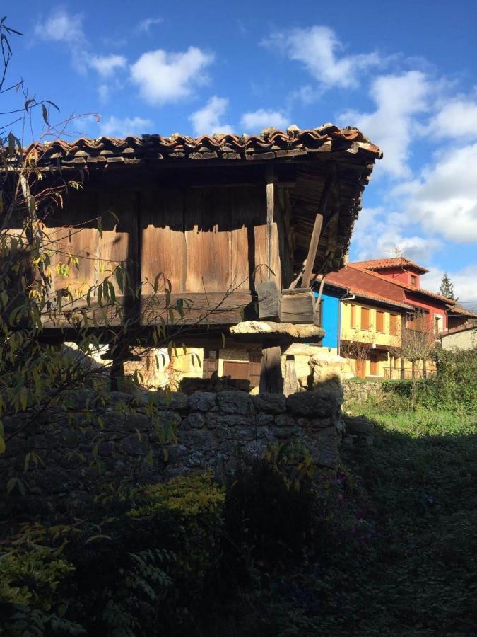 El Balcon Del Horreo Villa Piloña Buitenkant foto